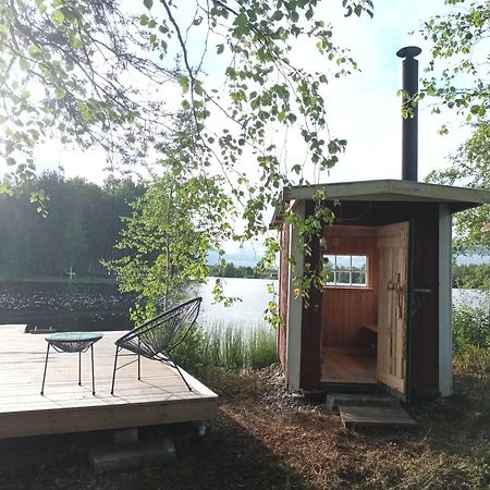 Charmig Gard Med Bastu, Strandtomt Och Utedusch I Naturskoent Omrade Sveg Kültér fotó