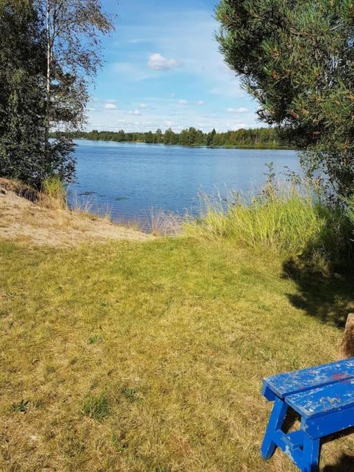 Charmig Gard Med Bastu, Strandtomt Och Utedusch I Naturskoent Omrade Sveg Kültér fotó