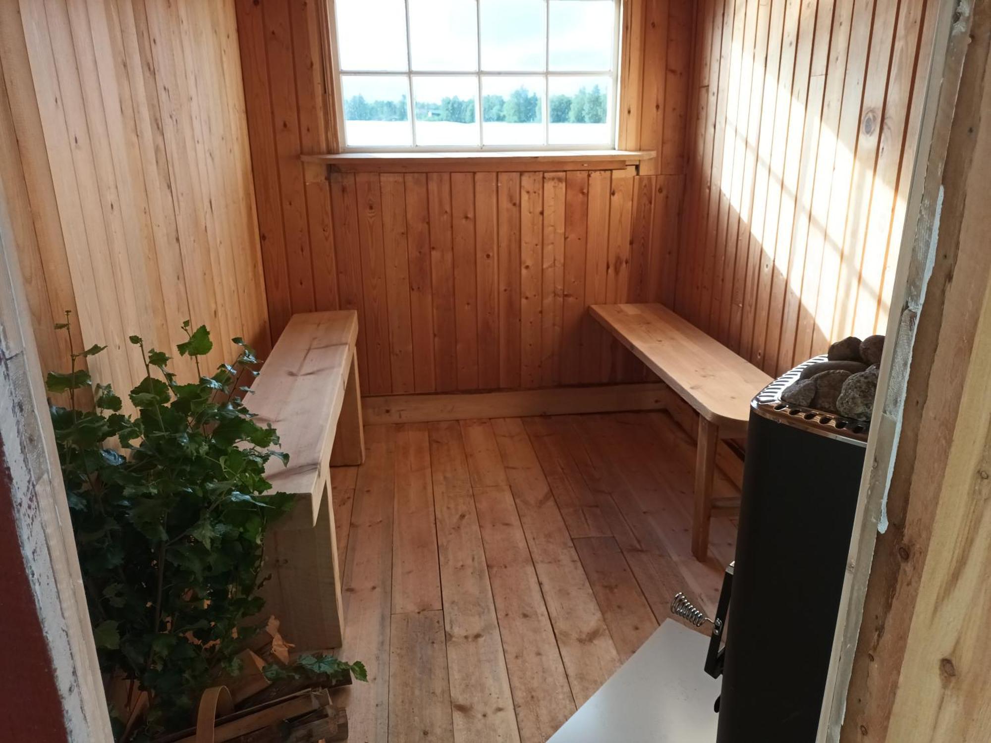 Charmig Gard Med Bastu, Strandtomt Och Utedusch I Naturskoent Omrade Sveg Kültér fotó
